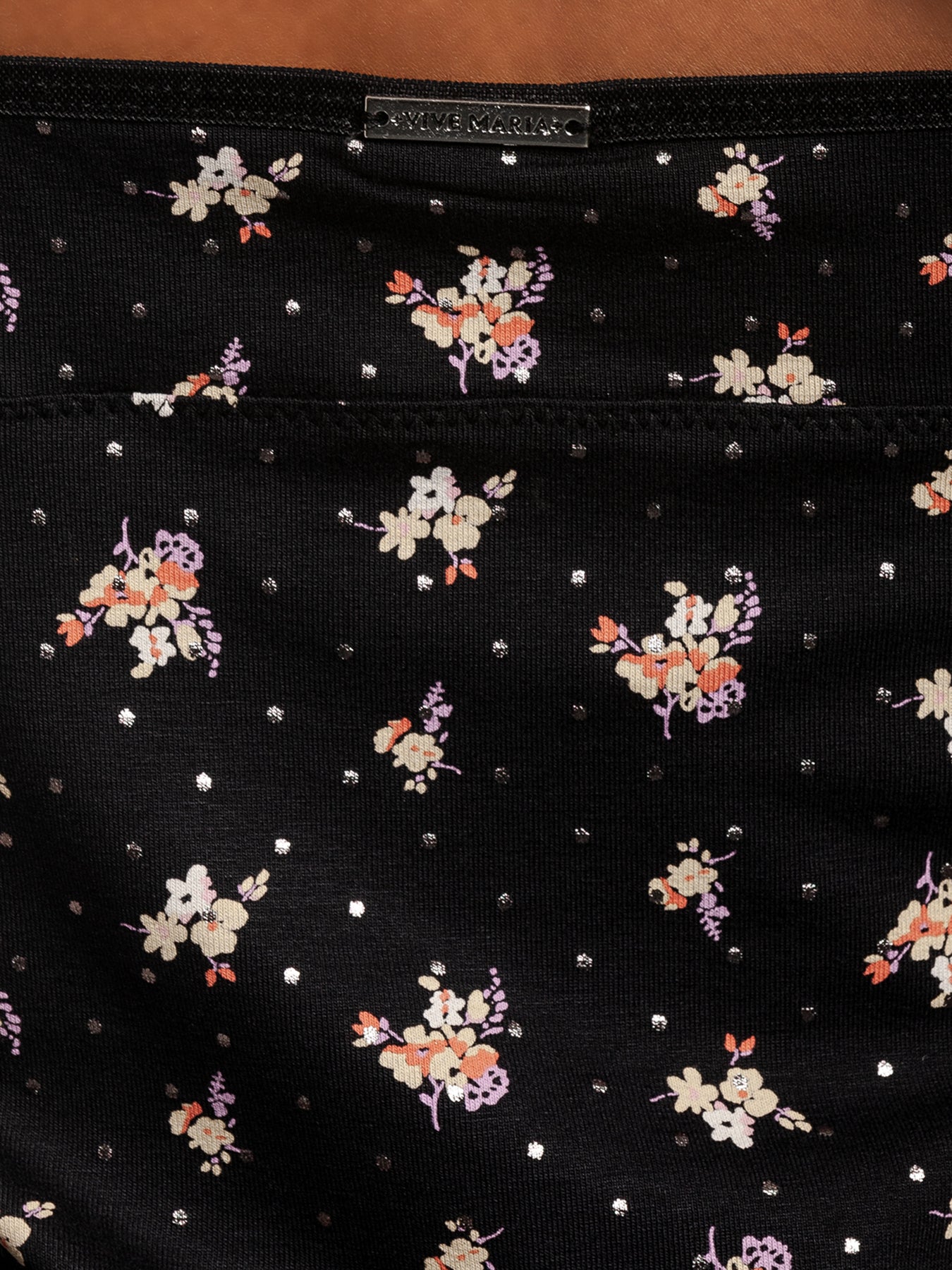 Vive_Maria_GLAMOROUS_FLOWER_Blumen_SPITZE_WaeSCHESET_Unterwaesche_2-teilig_killer_kirsche_6