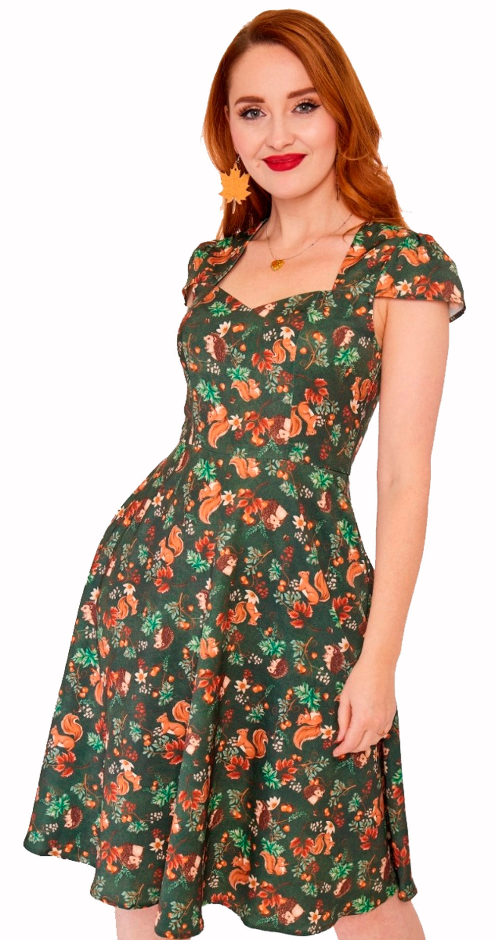Voodoo Vixen grünes Woodland Swingkleid mit Eichhörnchen-, Igel- und Pilzmuster