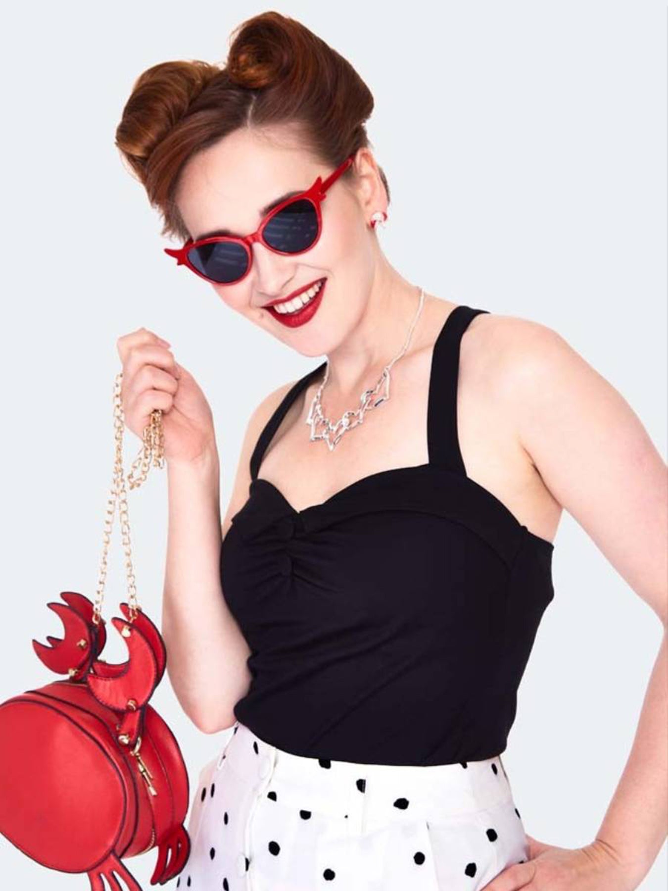 Voodoo_Vixen_CROSS_STRAP_Vintage_SWEETHEART_Traeger_Button_50s_TOP_Oberteil_-_Schwarz_killer_kirsche_3