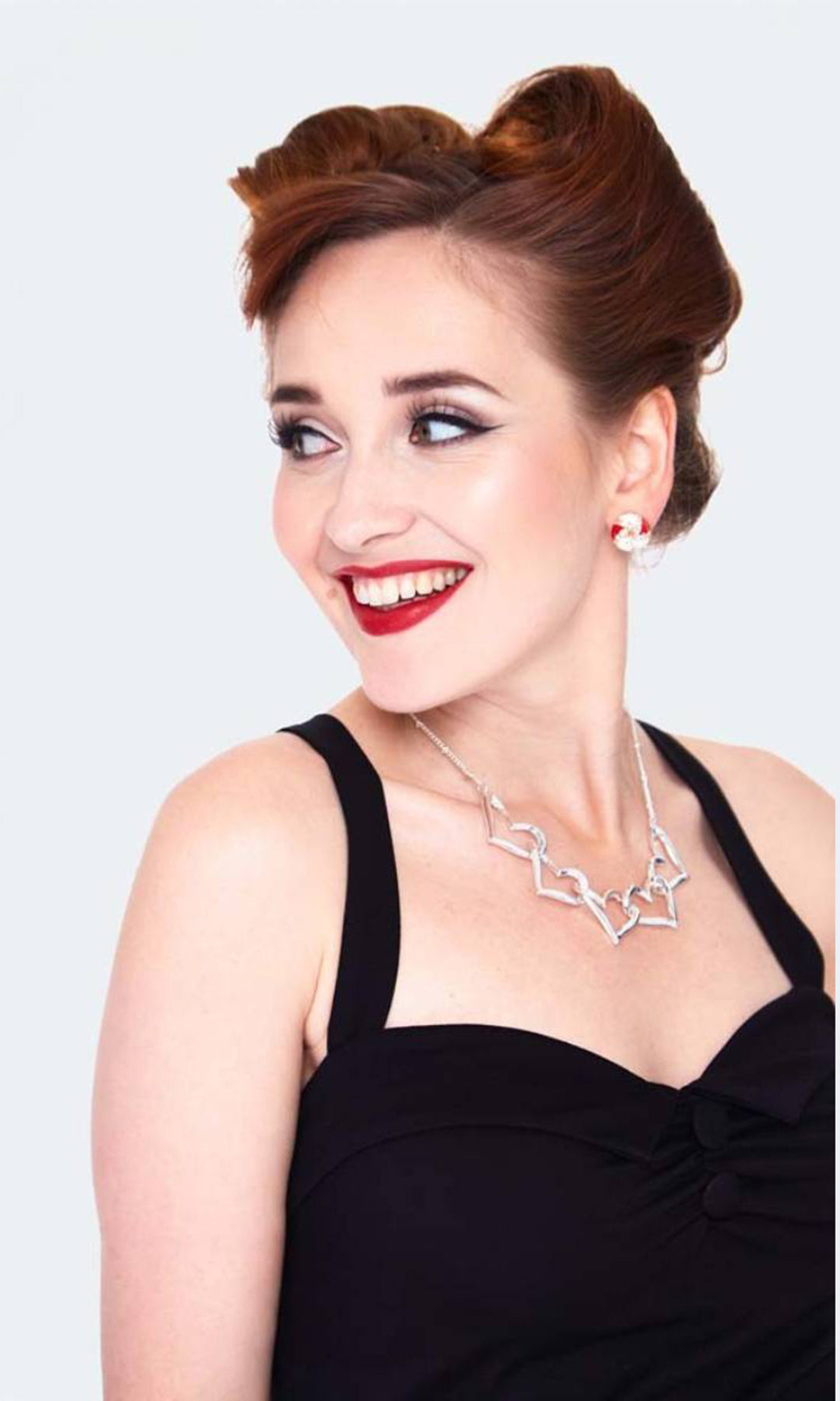 Voodoo_Vixen_CROSS_STRAP_Vintage_SWEETHEART_Traeger_Button_50s_TOP_Oberteil_-_Schwarz_killer_kirsche_4