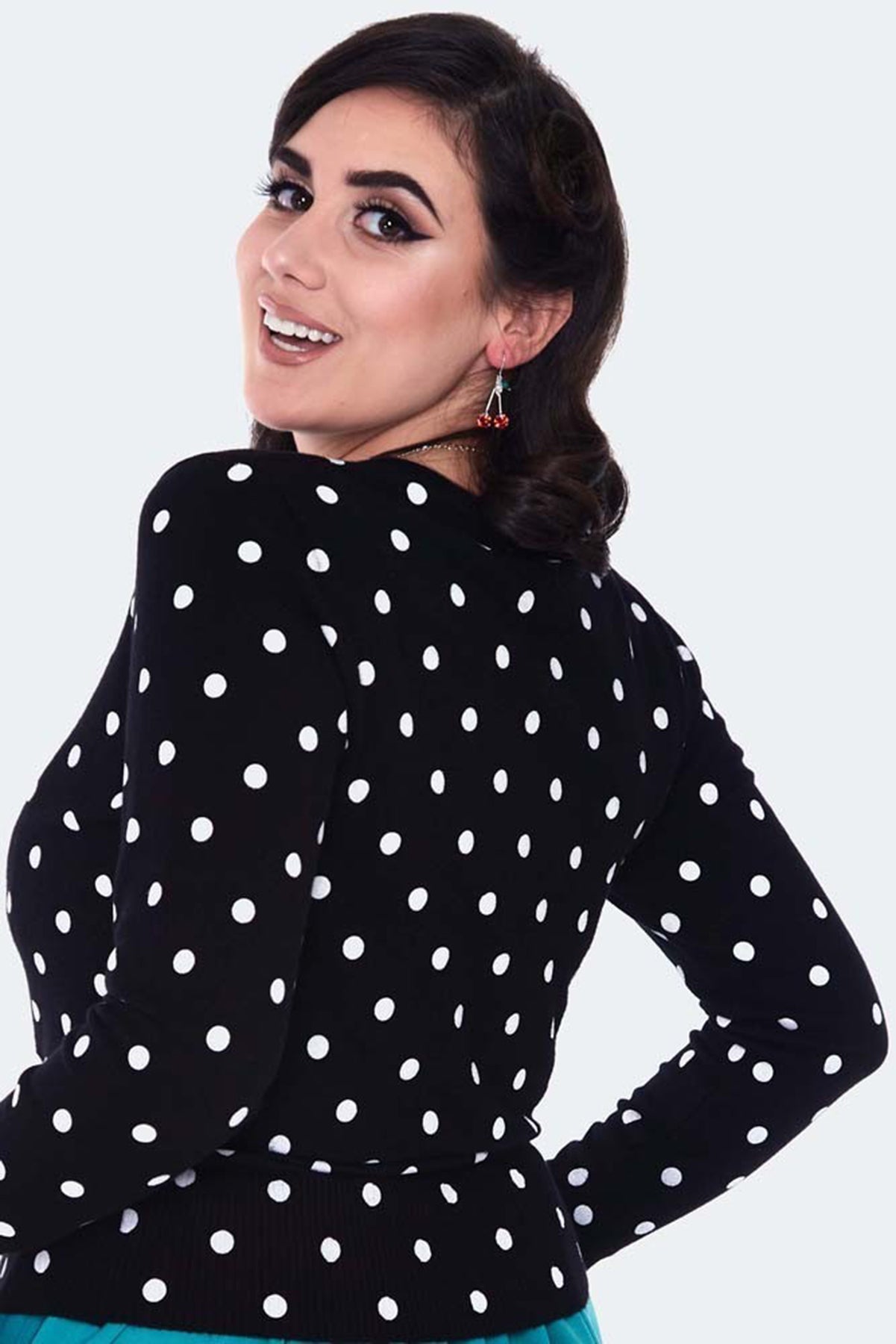 Voodoo_Vixen_Polka_DOTS_Punkte_Langarm_CARDIGAN_Stickjacke_-_Schwarz_killer_kirsche_4