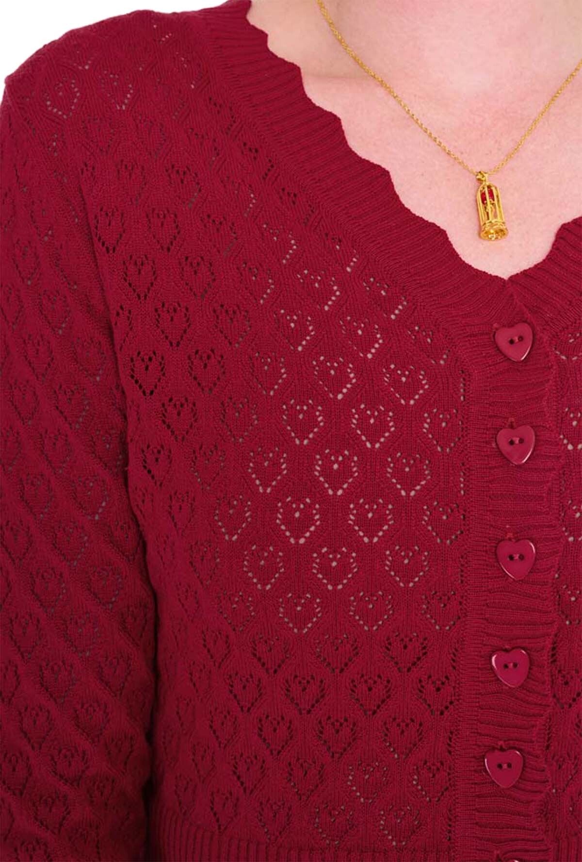 Voodoo_Vixen_SCALLOP_EDGE_HEART_VNeck_Lochmuster_Langarm_CARDIGAN_Stickjacke_Kirschrot-2