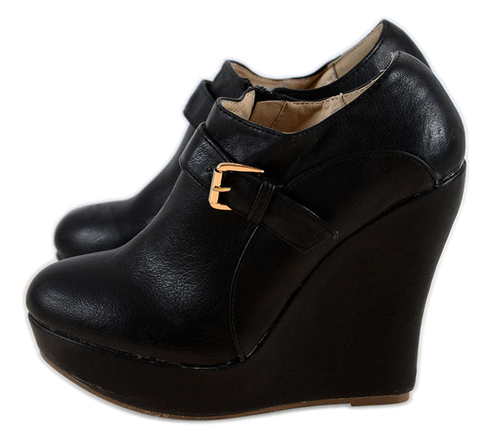 https___www-killerkirsche-de_pic_ordner_Schuhe_2005-08_19-08-2013_2010_15_24-4-3DtRCluLX9HUhq